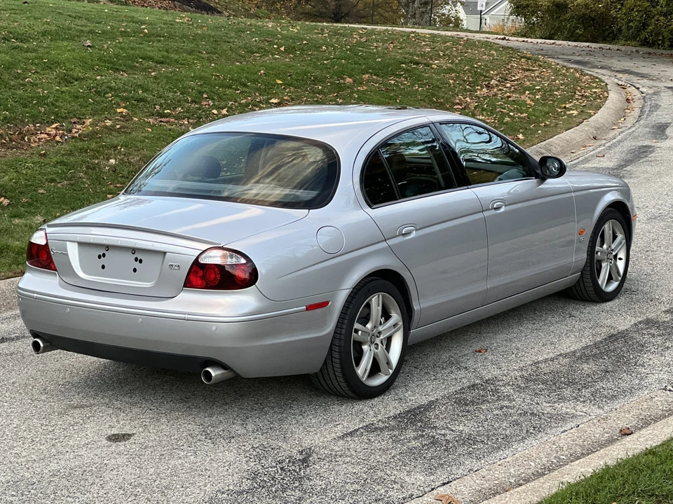2005 Jaguar S-Type 2nd Gen - Image 21 of 31