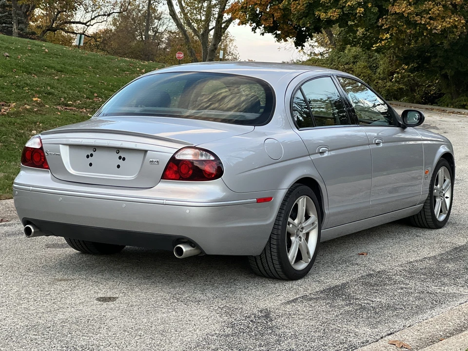 2005 Jaguar S-Type 2nd Gen - Image 22 of 31