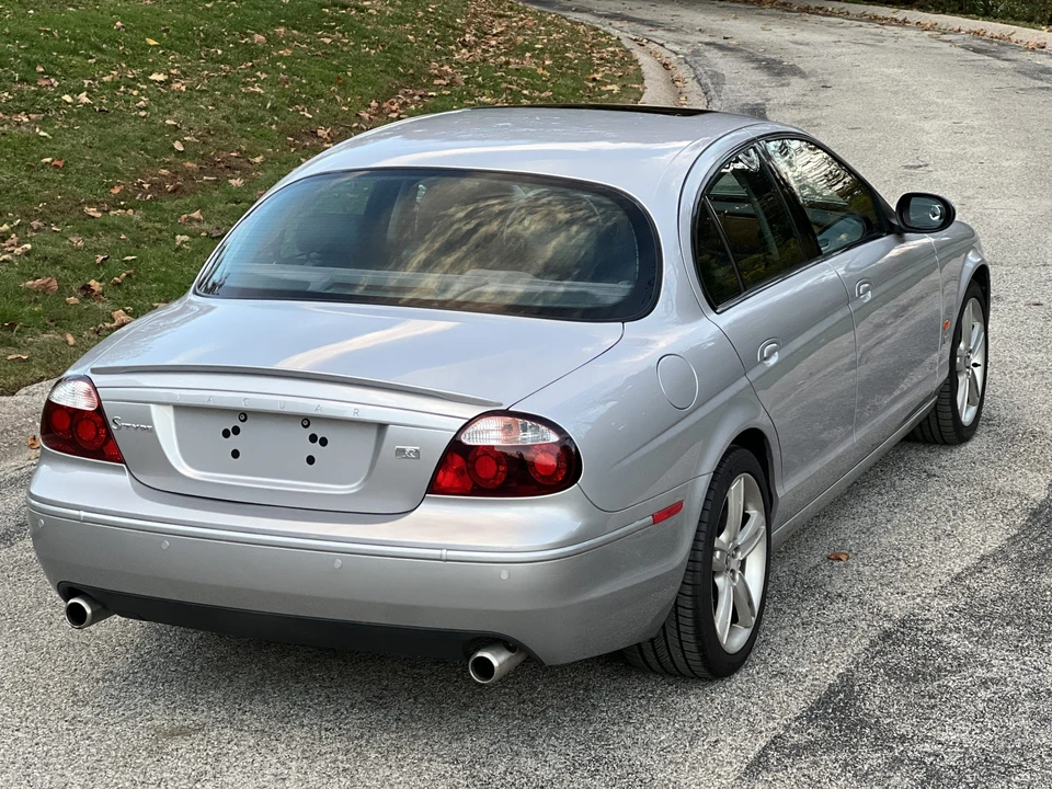 2005 Jaguar S-Type 2nd Gen - Image 24 of 31