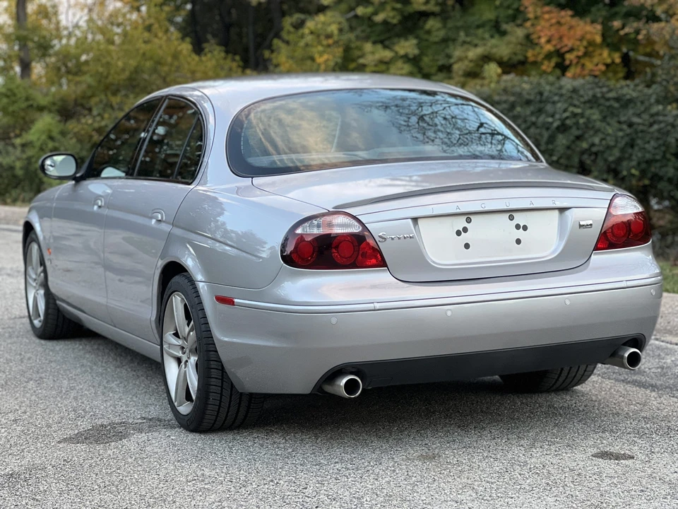2005 Jaguar S-Type 2nd Gen - Image 26 of 31
