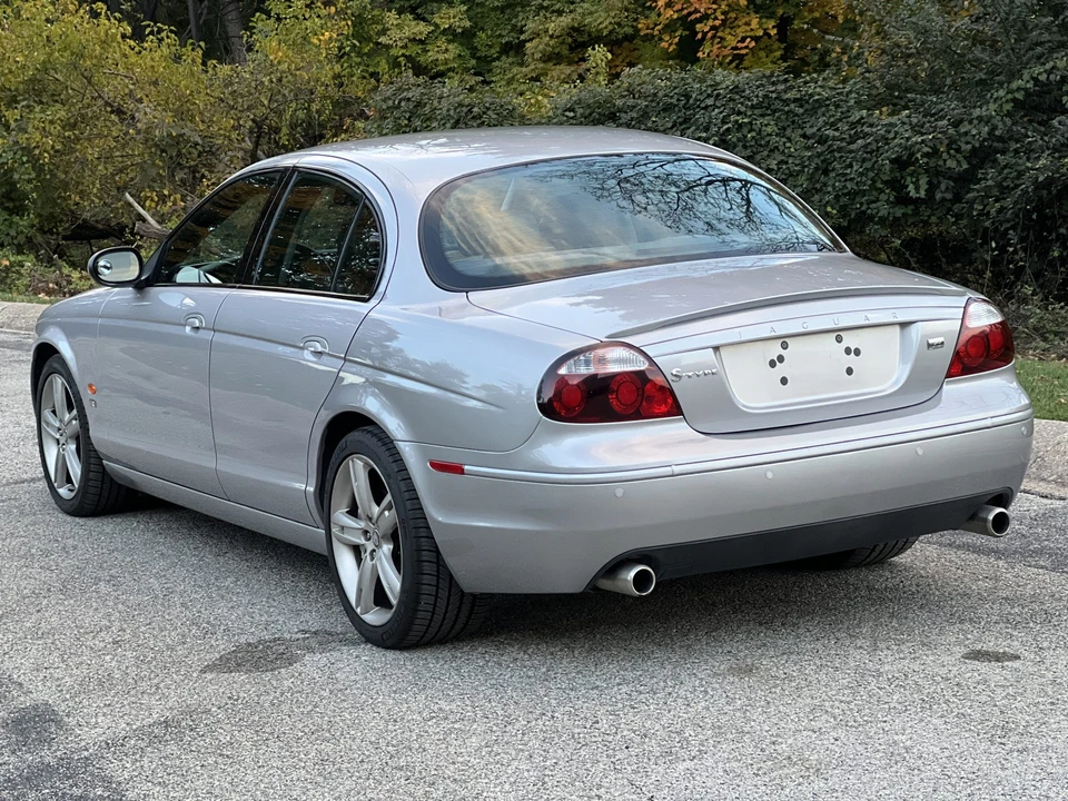 2005 Jaguar S-Type 2nd Gen - Image 27 of 31