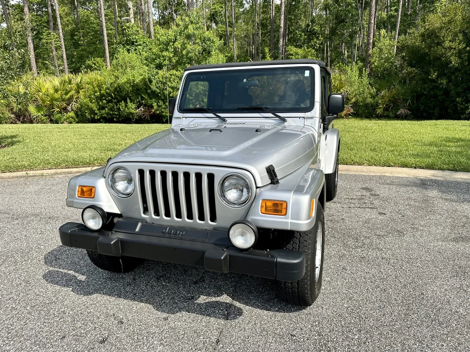 2005 Jeep TJ Wrangler - Image 2 of 31