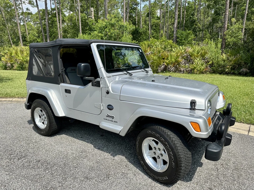 2005 Jeep TJ Wrangler - Image 13 of 31