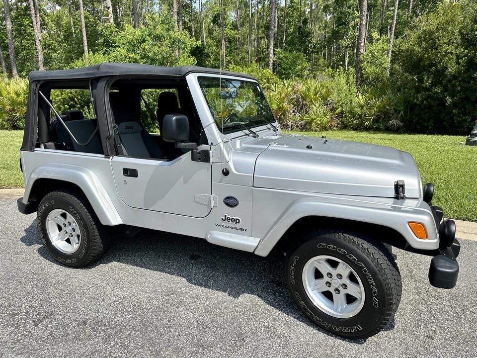 2005 Jeep TJ Wrangler - Image 9 of 31