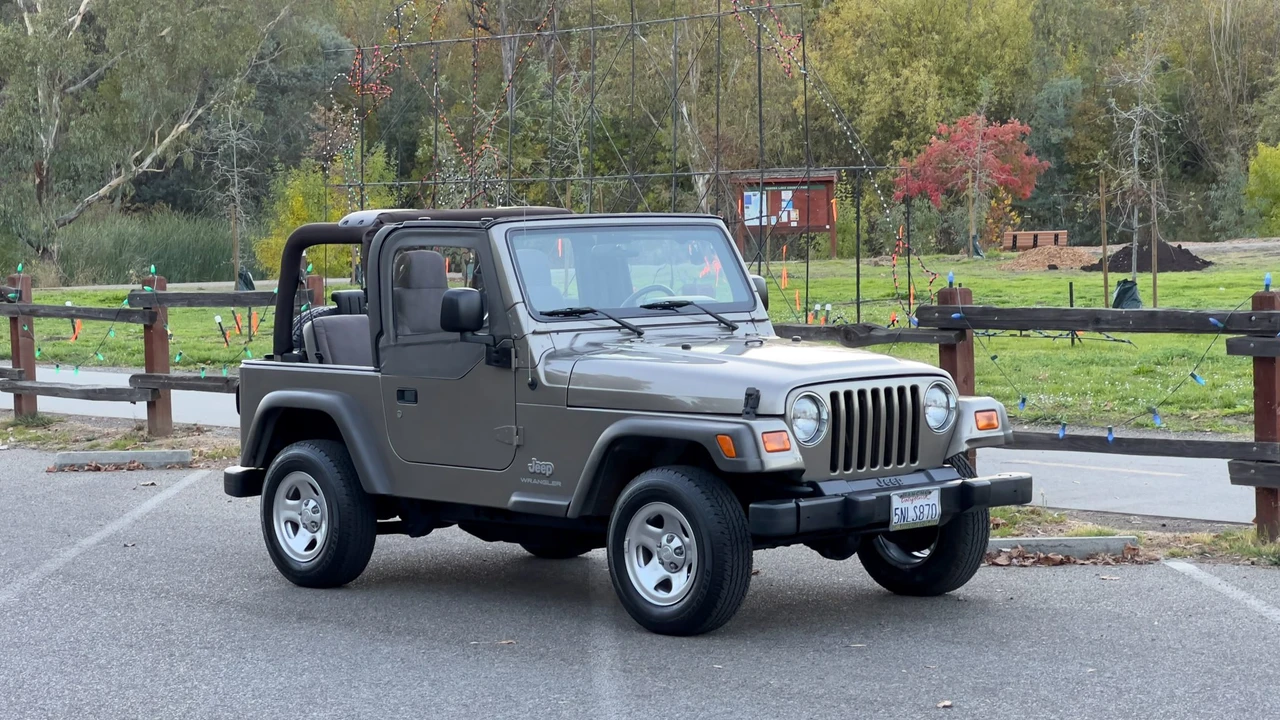 2005 Jeep TJ Wrangler - Image 11 of 31