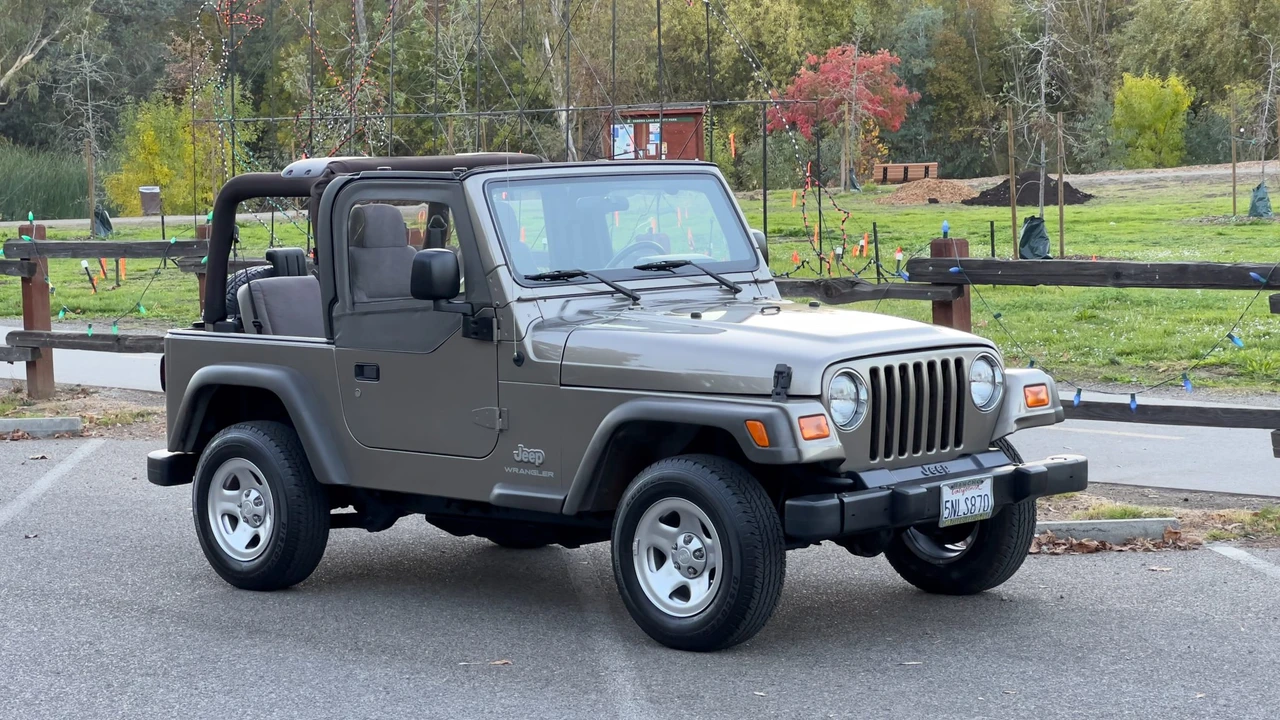 2005 Jeep TJ Wrangler - Image 8 of 31