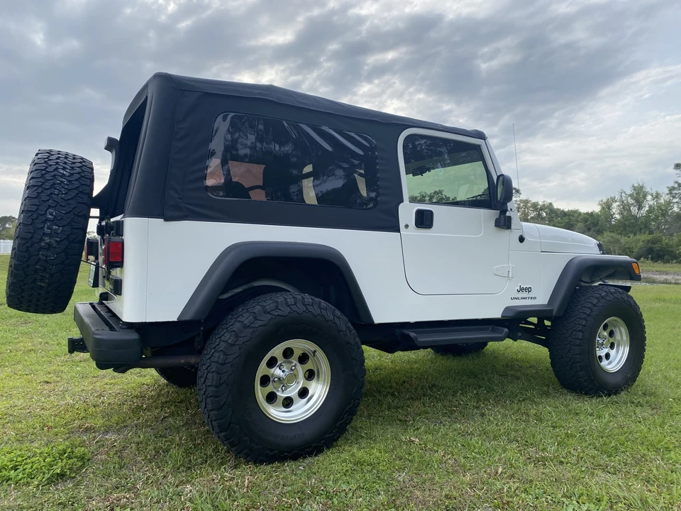 2005 Jeep TJ Wrangler - Image 5 of 31