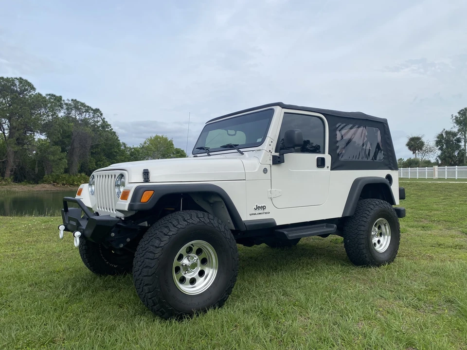 2005 Jeep TJ Wrangler - Image 3 of 31