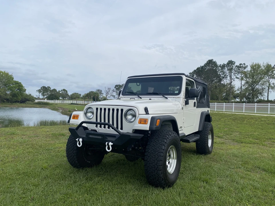 2005 Jeep TJ Wrangler - Image 2 of 31
