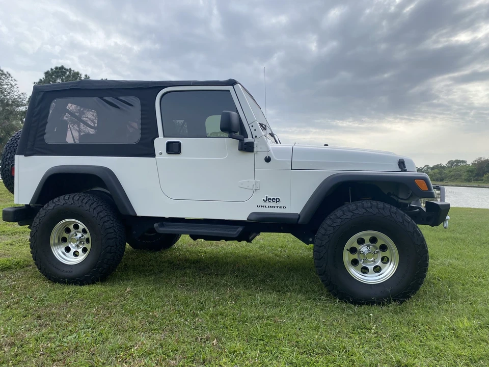 2005 Jeep TJ Wrangler - Image 4 of 31