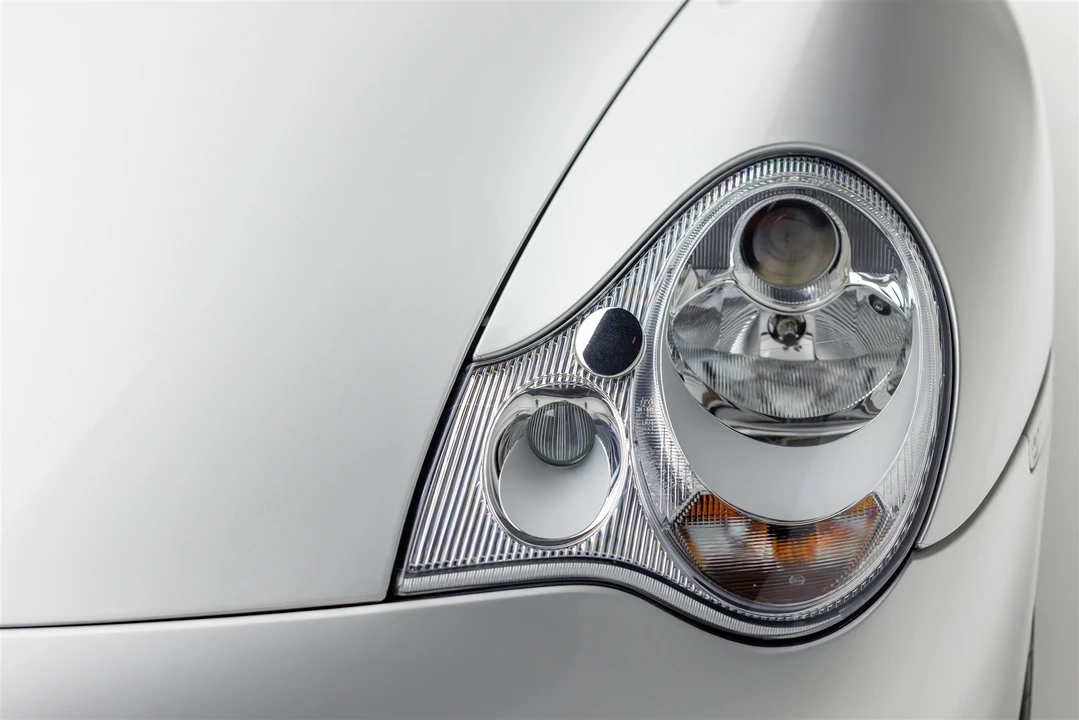 2005 Porsche 996 GT3 - Image 27 of 31