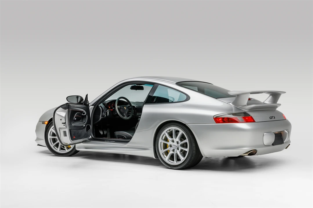 2005 Porsche 996 GT3 - Image 18 of 31