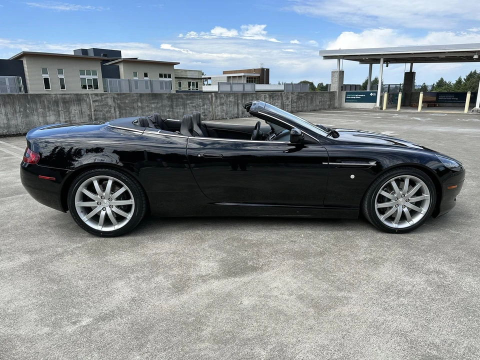 2006 Aston Martin DB9 - Image 13 of 31