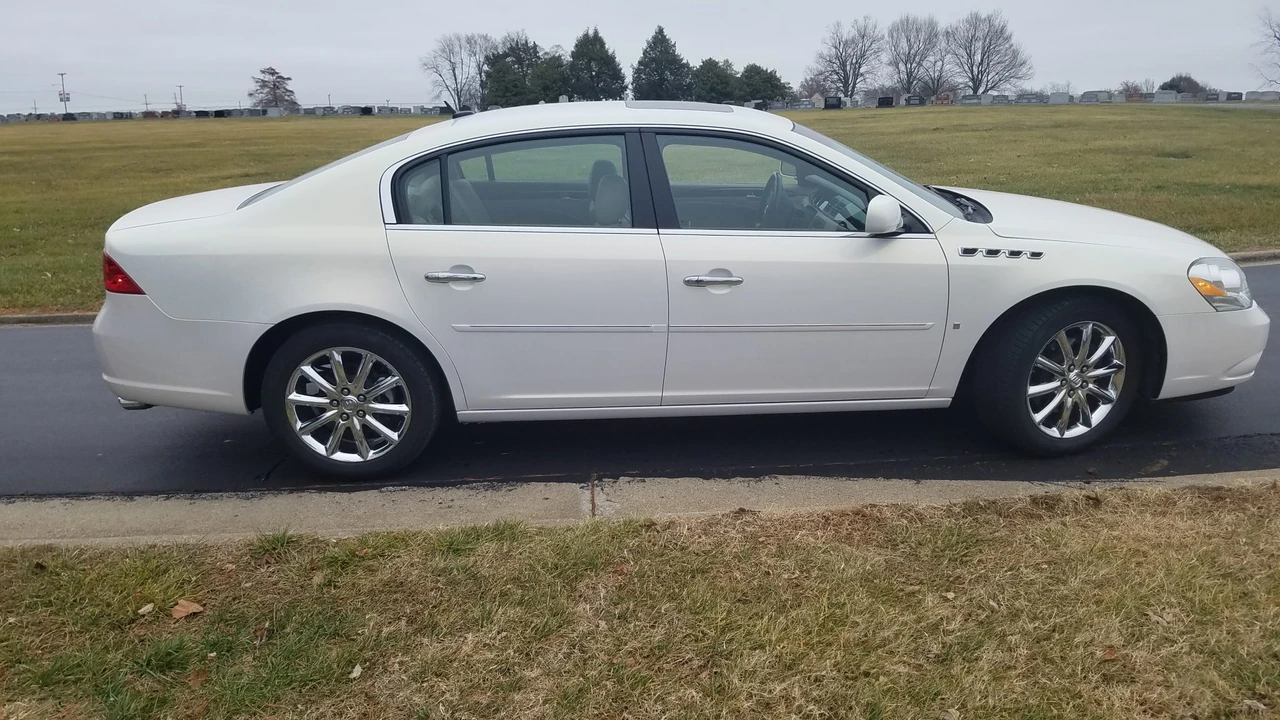 2006 Buick Lucerne - Image 9 of 31