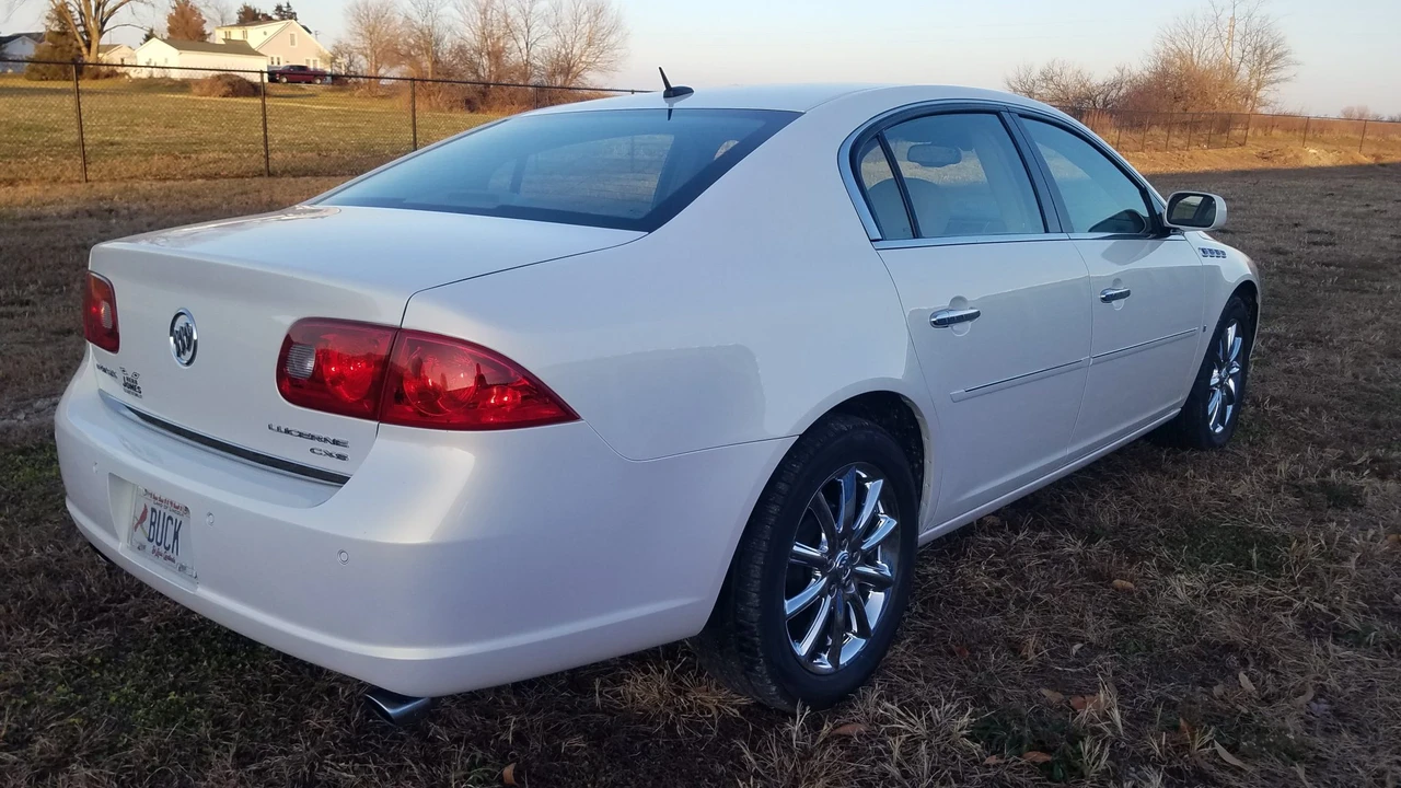 2006 Buick Lucerne - Image 20 of 31