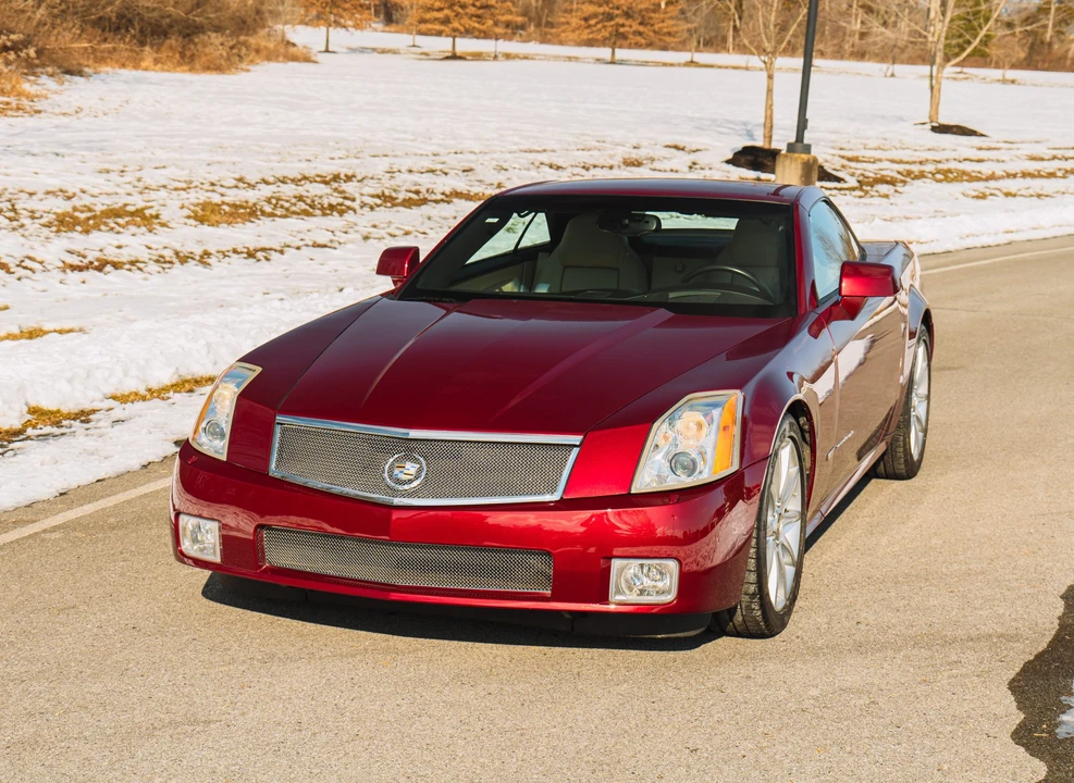 2006 Cadillac XLR-V - Image 26 of 31