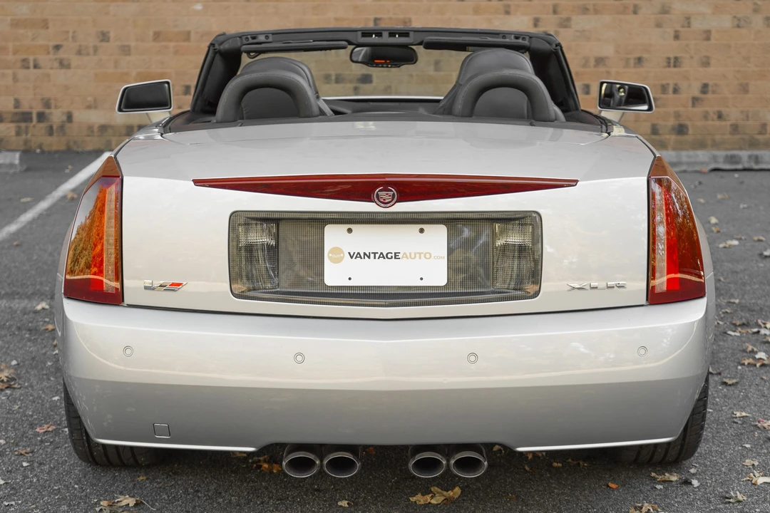 2006 Cadillac XLR-V - Image 9 of 31
