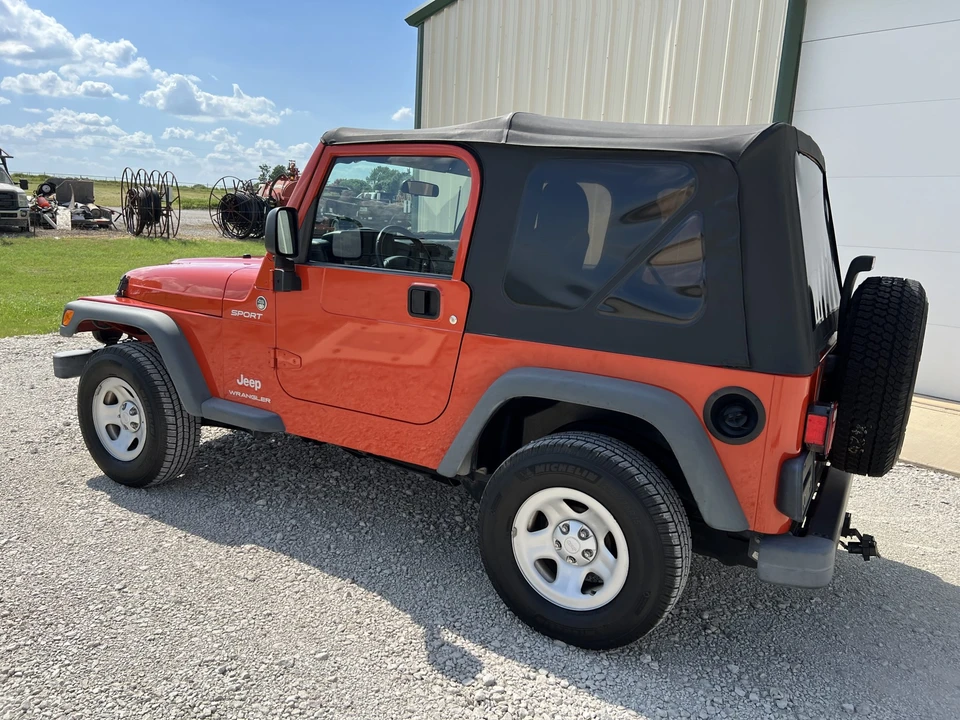 2006 Jeep TJ Wrangler - Image 15 of 31