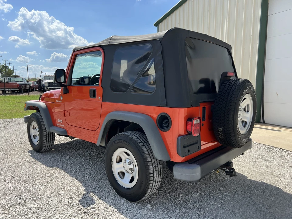 2006 Jeep TJ Wrangler - Image 19 of 31