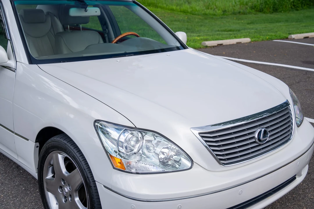 2006 Lexus LS 3rd Gen - Image 26 of 31