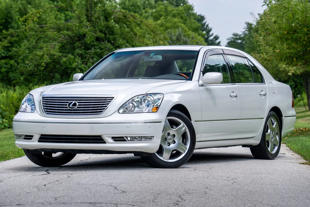 2006 Lexus LS 3rd Gen - Image 4 of 31