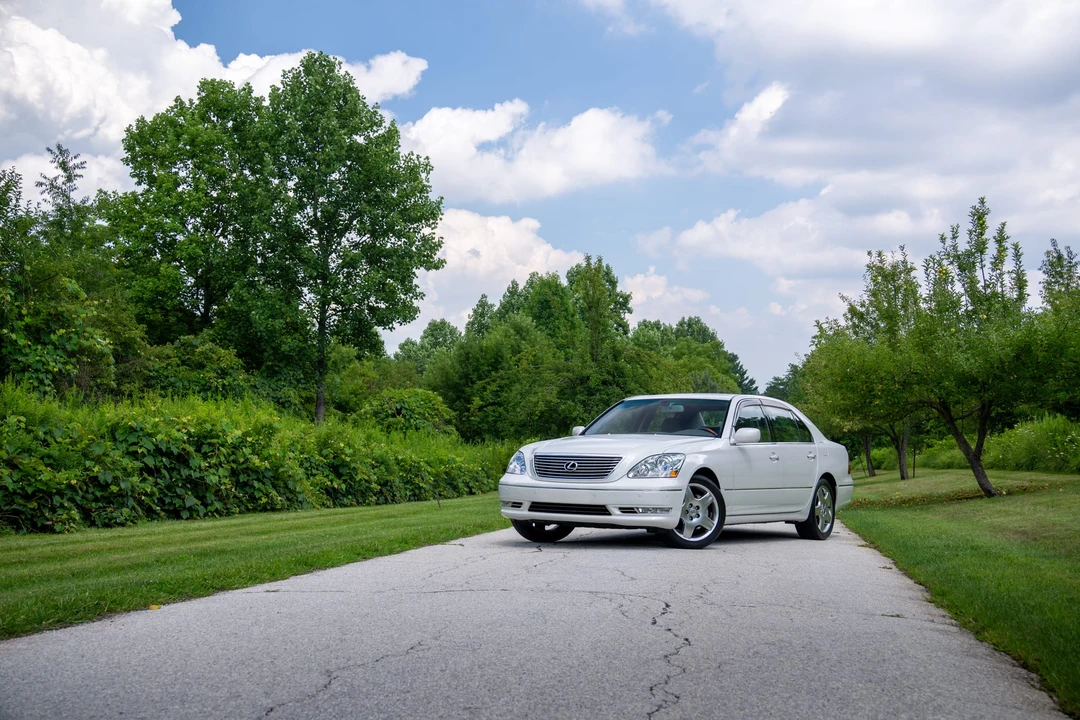 2006 Lexus LS 3rd Gen - Image 7 of 31