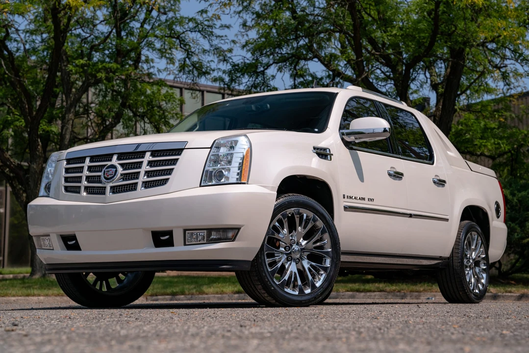 2007 Cadillac Escalade & EXT 3rd Gen - Image 6 of 31