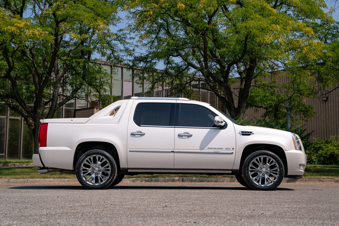 2007 Cadillac Escalade & EXT 3rd Gen - Image 21 of 31