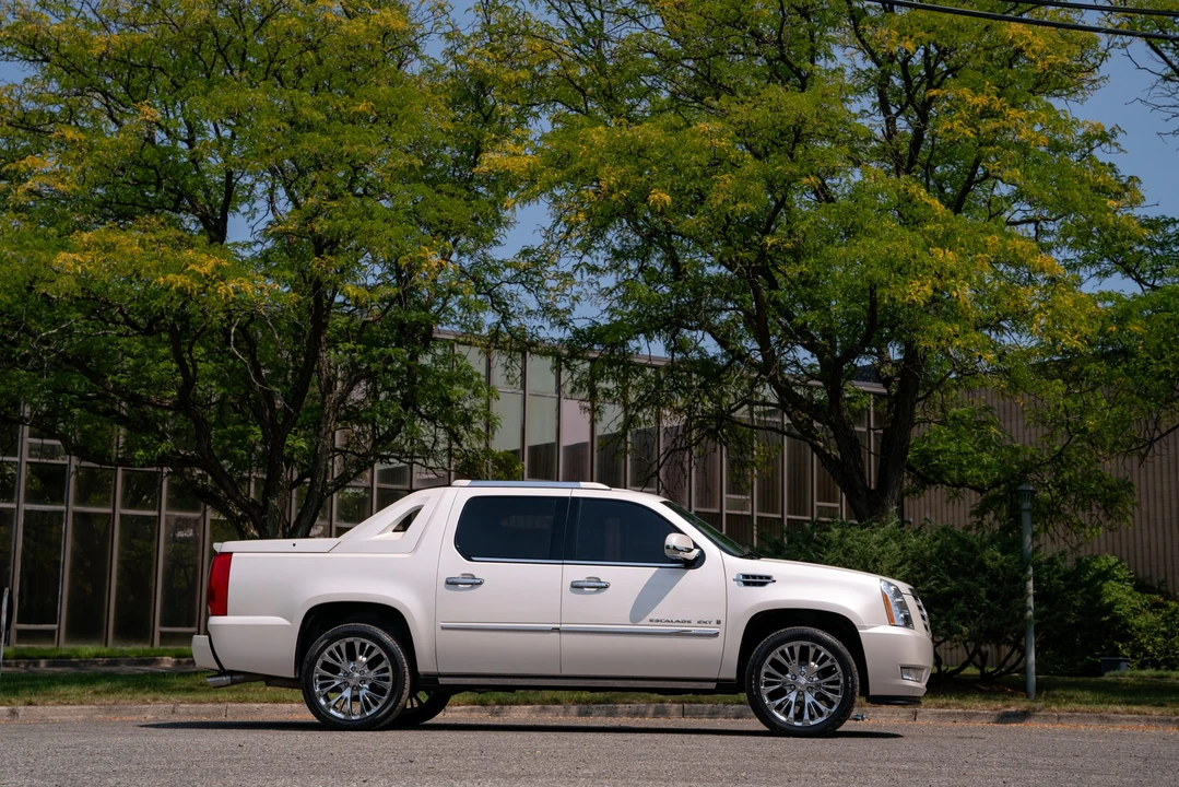 2007 Cadillac Escalade & EXT 3rd Gen - Image 22 of 31