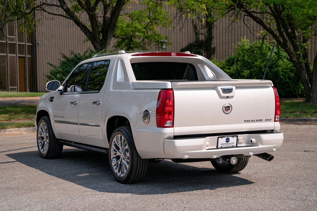 2007 Cadillac Escalade & EXT 3rd Gen - Image 13 of 31