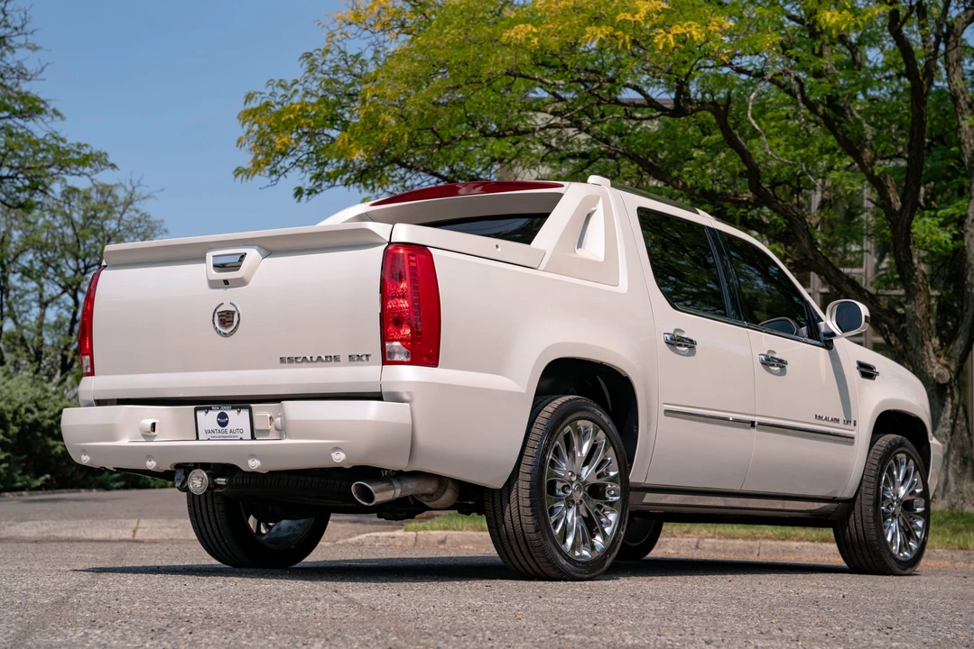 2007 Cadillac Escalade & EXT 3rd Gen - Image 17 of 31