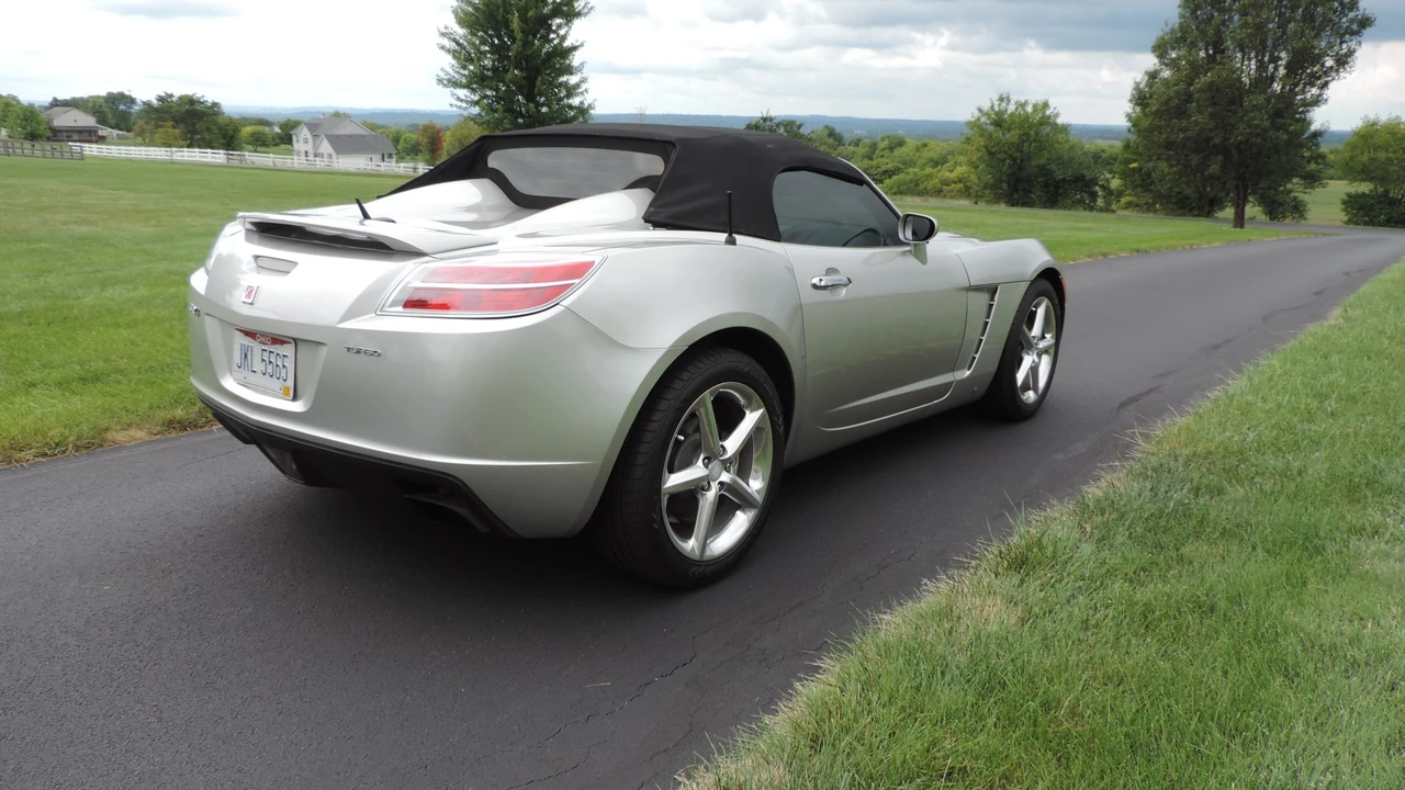 2007 Saturn Sky Red Line - Image 20 of 31
