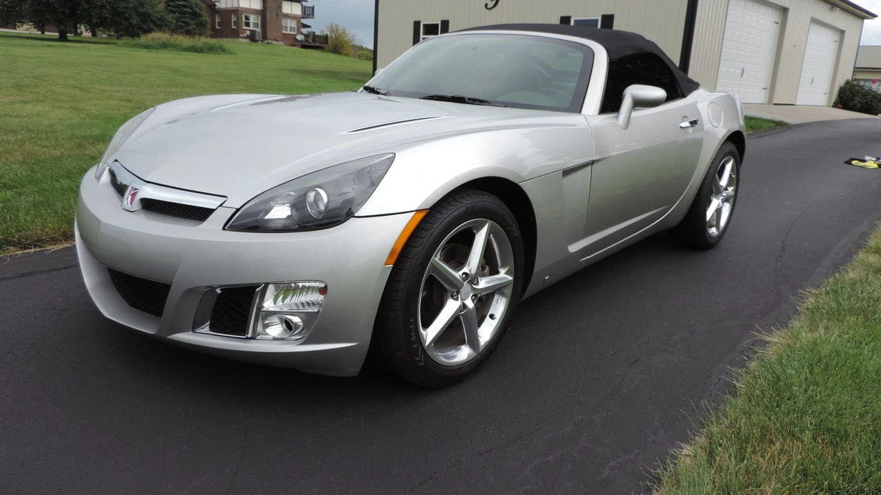 2007 Saturn Sky Red Line - Image 14 of 31