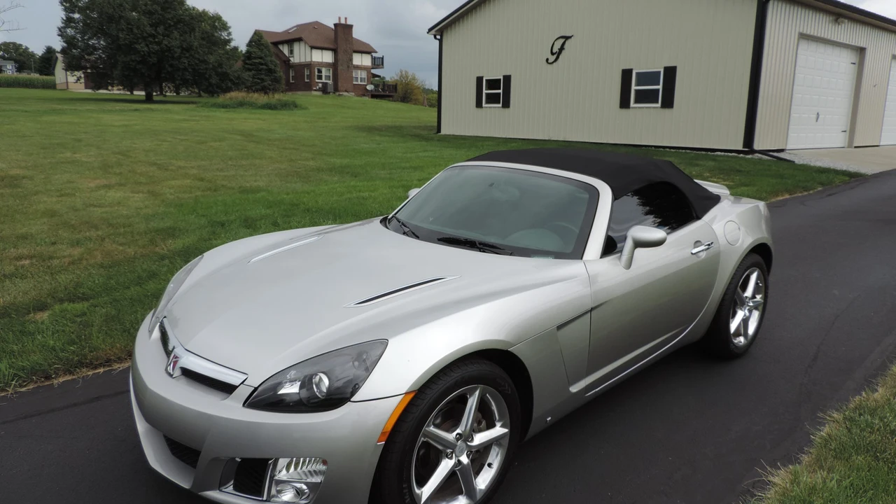 2007 Saturn Sky Red Line - Image 15 of 31