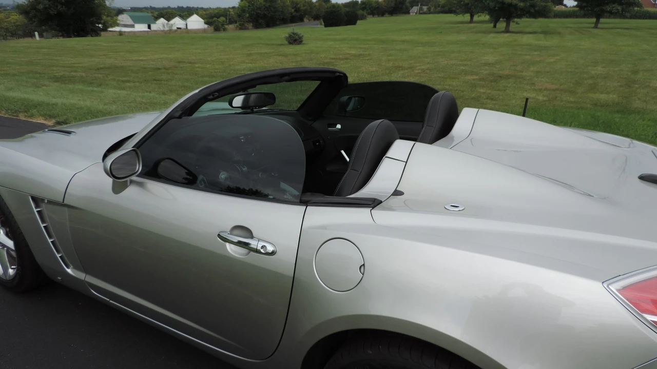2007 Saturn Sky Red Line - Image 26 of 31
