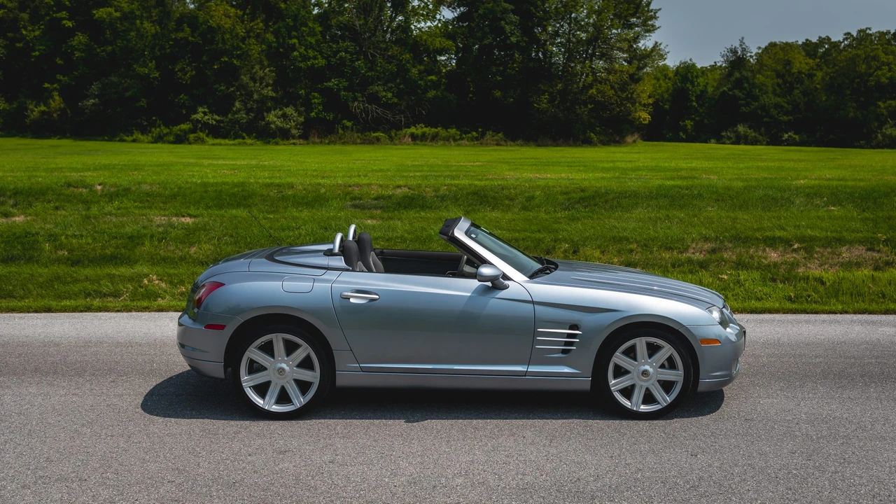2008 Chrysler Crossfire - Image 30 of 31