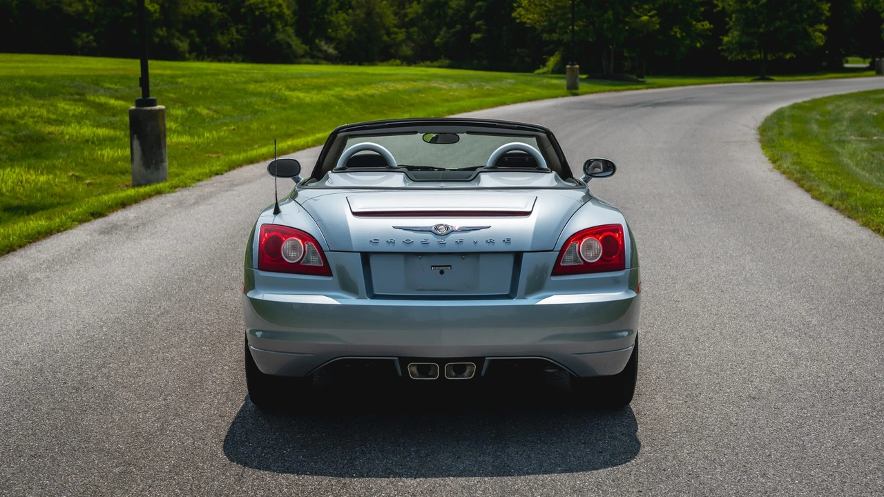 2008 Chrysler Crossfire - Image 25 of 31