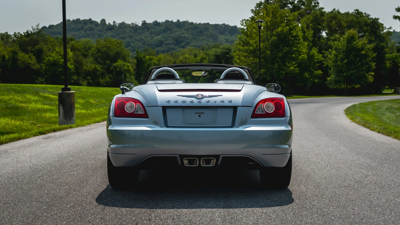 2008 Chrysler Crossfire - Image 21 of 31