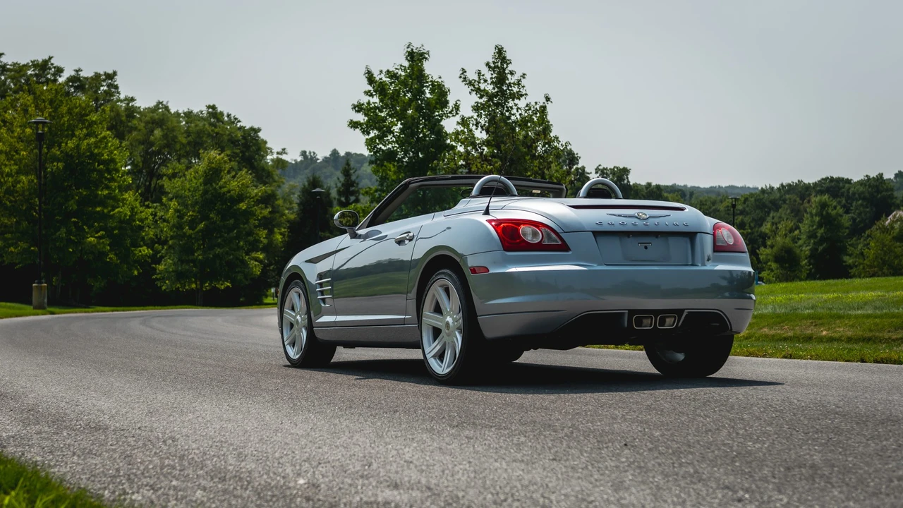 2008 Chrysler Crossfire - Image 20 of 31