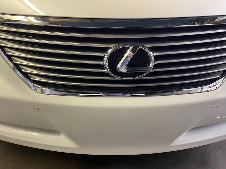 2008 Lexus LS 4th Gen - Image 11 of 31