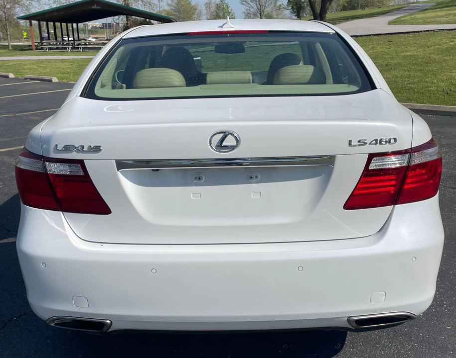 2008 Lexus LS 4th Gen - Image 6 of 31