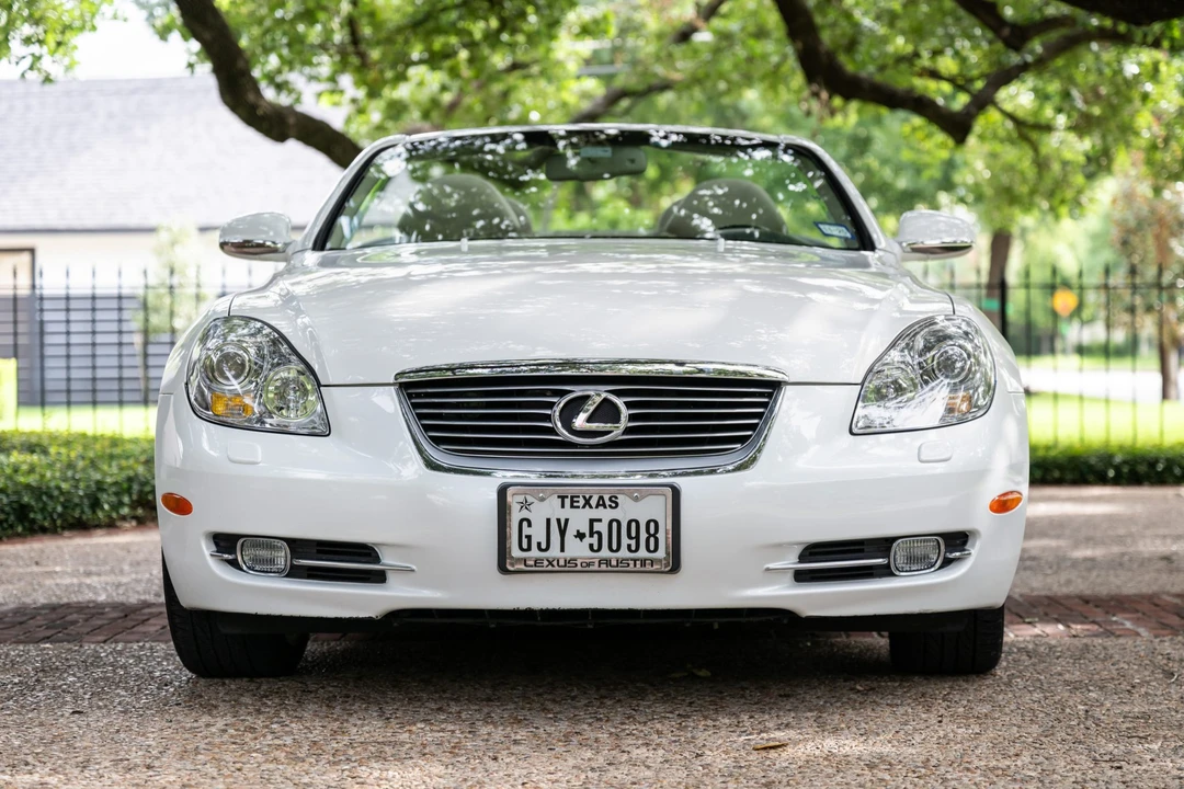 2008 Lexus SC430 - Image 2 of 31