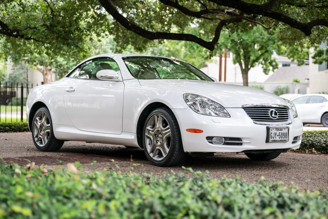 2008 Lexus SC430 - Image 11 of 31