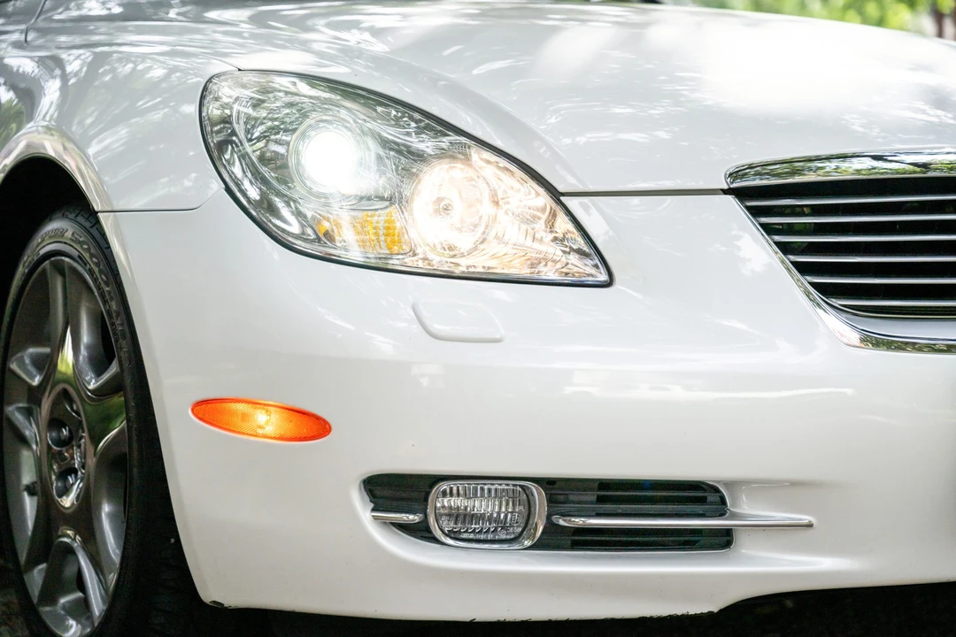 2008 Lexus SC430 - Image 28 of 31