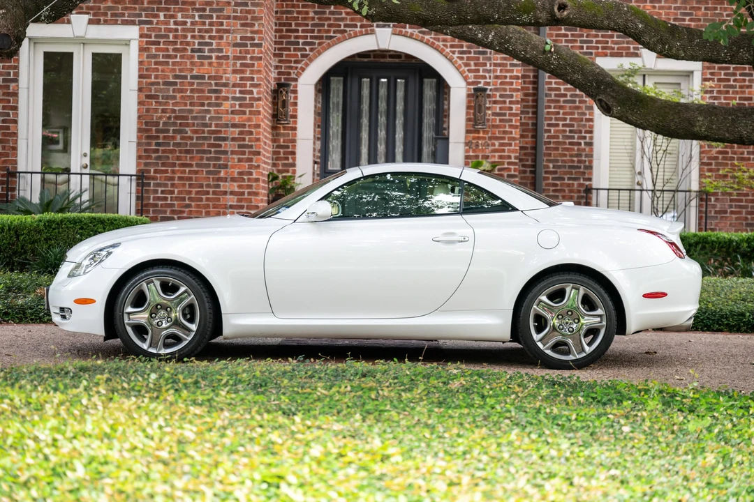 2008 Lexus SC430 - Image 16 of 31