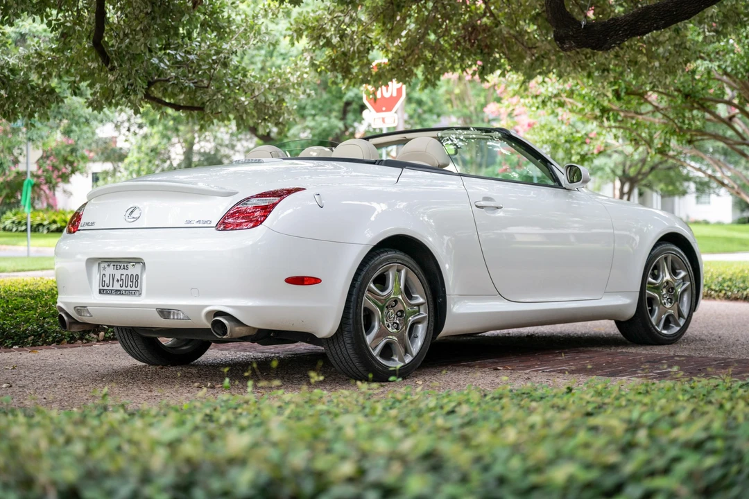 2008 Lexus SC430 - Image 5 of 31