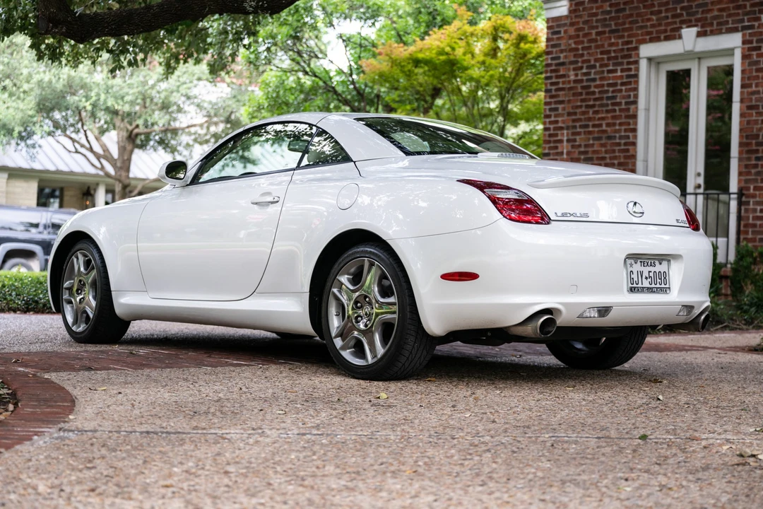 2008 Lexus SC430 - Image 15 of 31