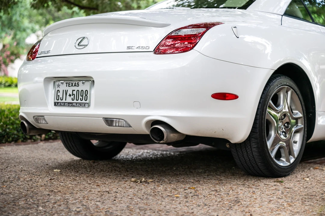2008 Lexus SC430 - Image 21 of 31