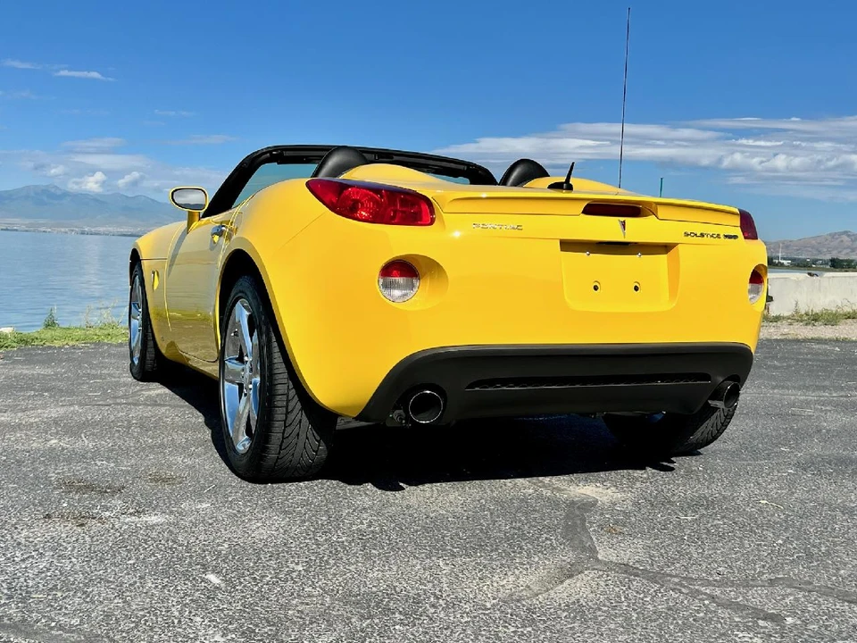2008 Pontiac Solstice GXP - Image 16 of 31