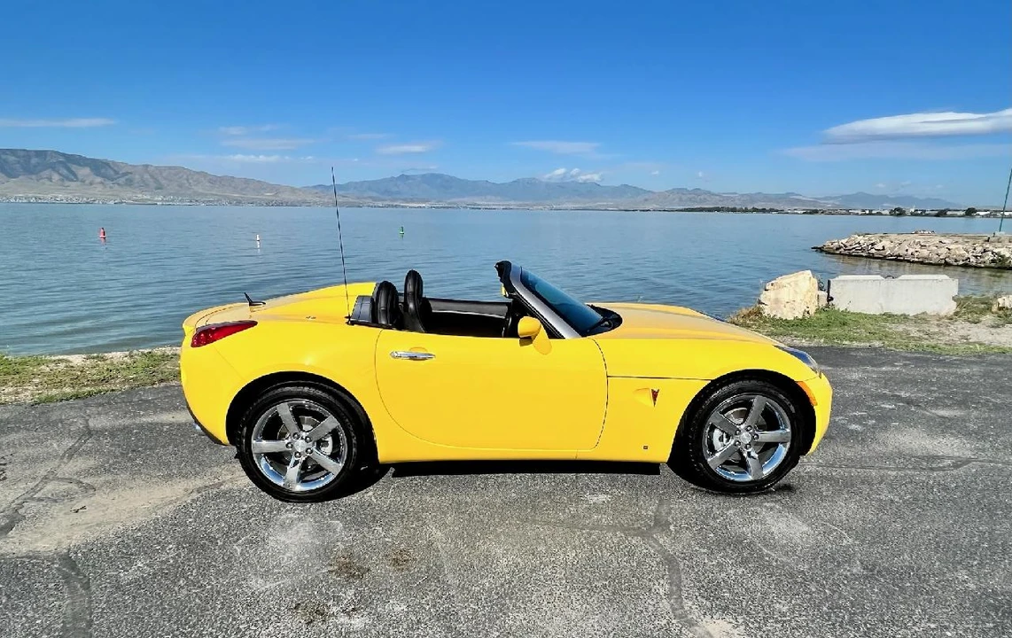 2008 Pontiac Solstice GXP - Image 30 of 31